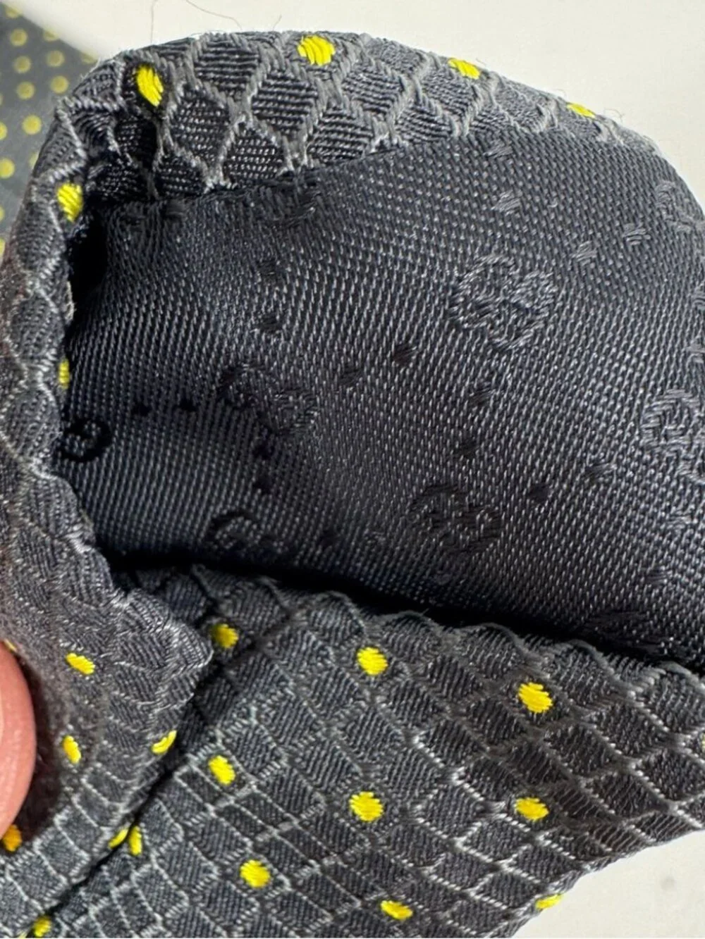 Gucci Silk Tie Gray Yellow Micro Dot Pattern Designer Luxury Necktie